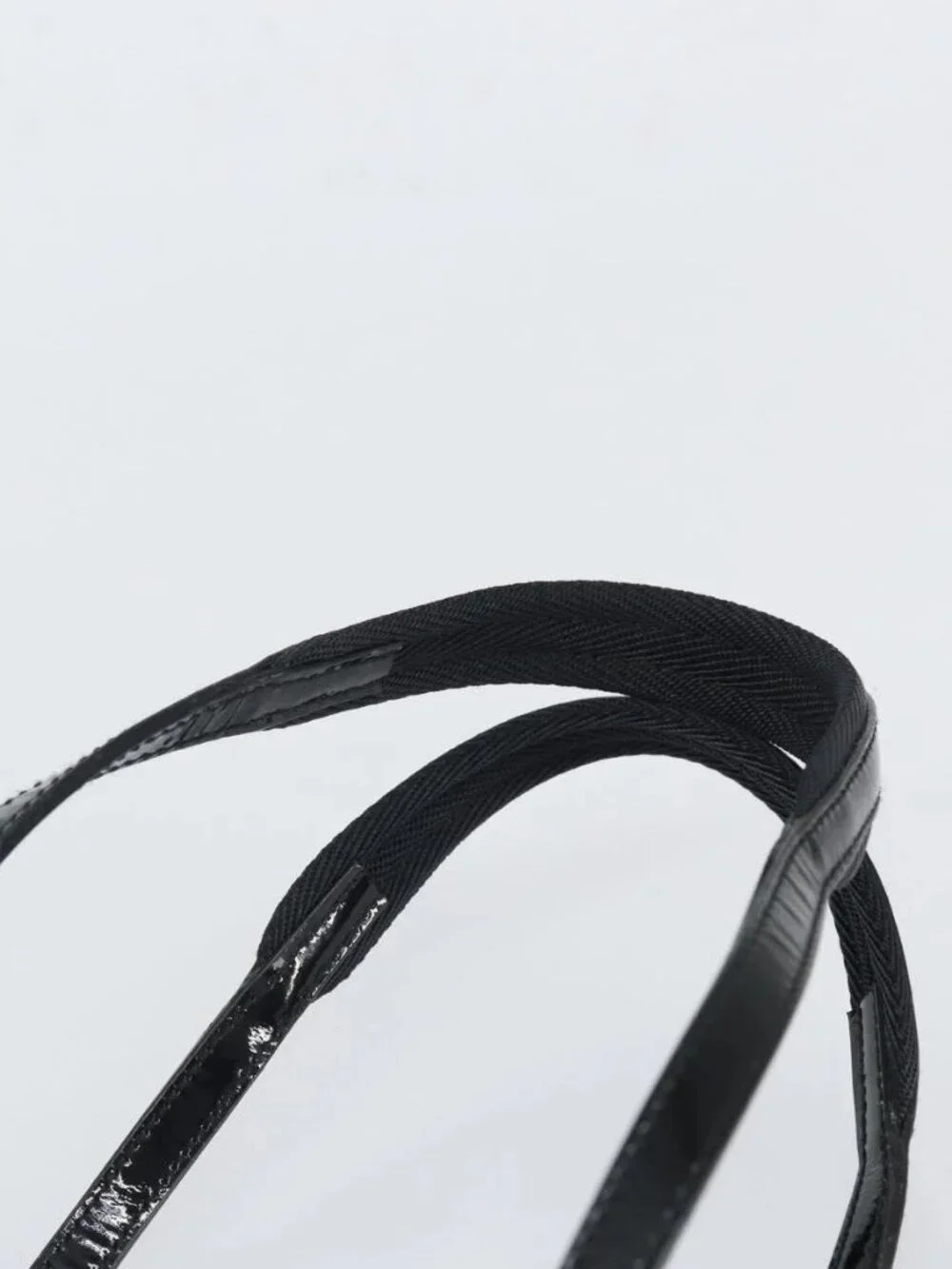 PRADA Shoulder Bag Leather Silver Metallic pink Auth 157579 - Picture 9 of 16